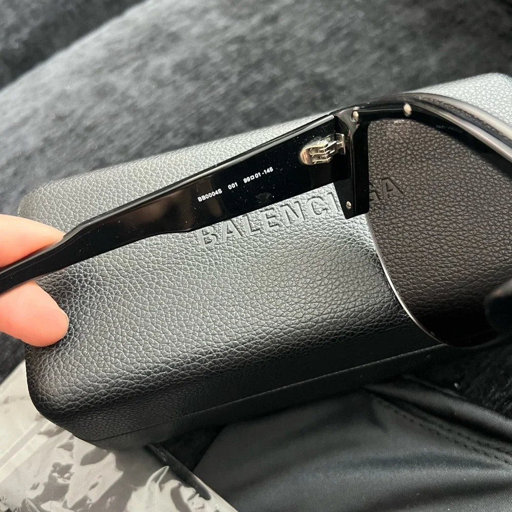 Balenciaga sunglasses - Picture 6 of 6